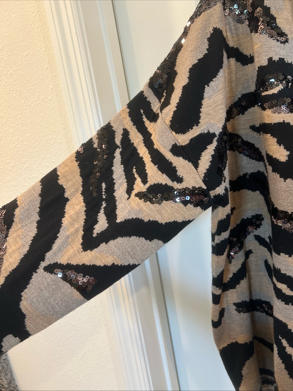 ZADIG & VOLTAIRE “MIA WE TIGER” pure wool boxy cardigan M/L - Picture 4 of 11